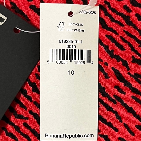 Banana Republic Keyhole Puff Sleeve Dress: new w/ tags; Size 10, Flattering fit - Picture 10 of 16